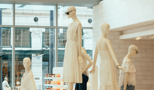 5 Loyalty Program Examples in the Fashion Industry